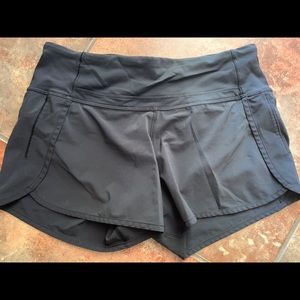 Lululemon Speed Shorts 4” Size 4
